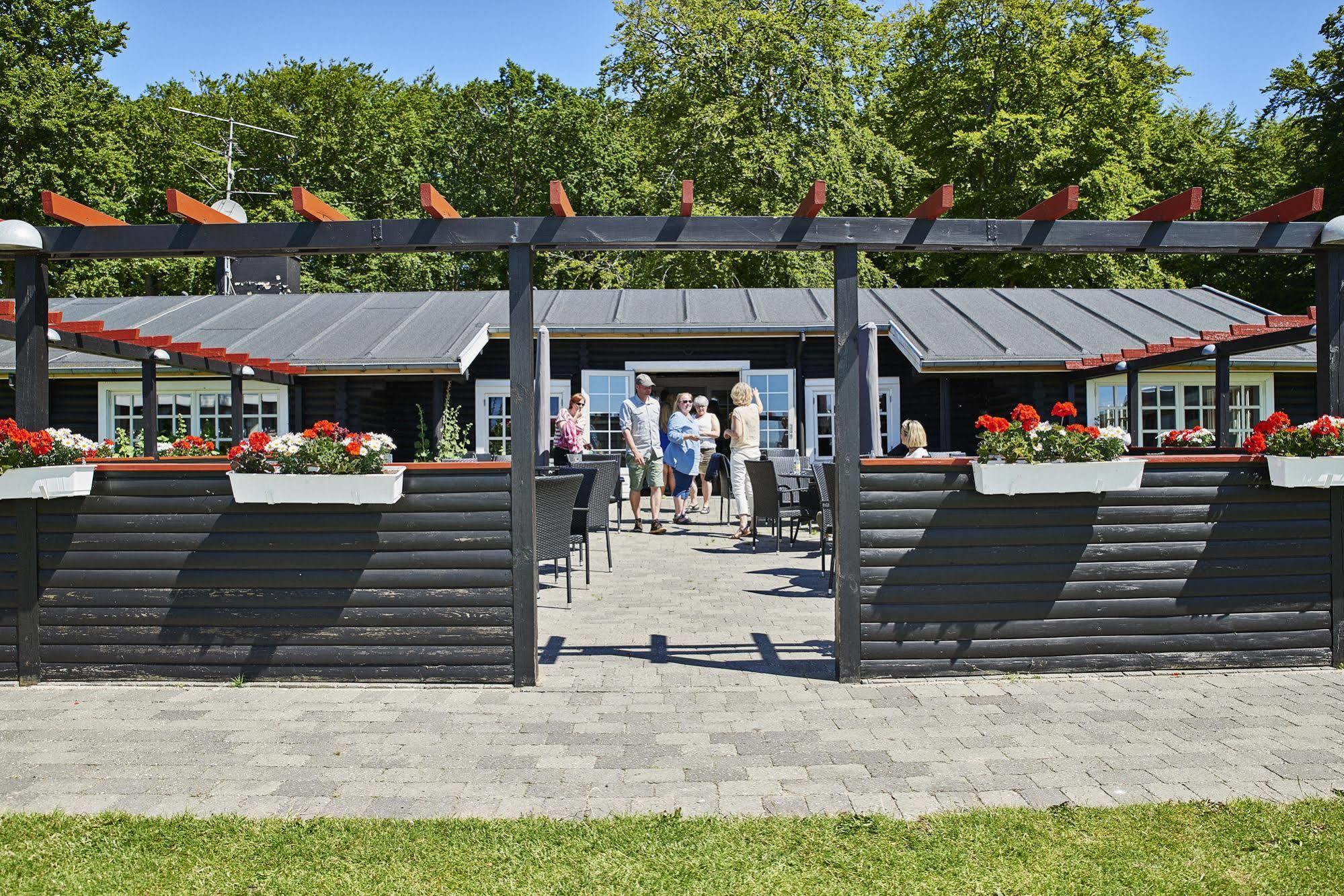 Danhostel Skanderborg Bagian luar foto